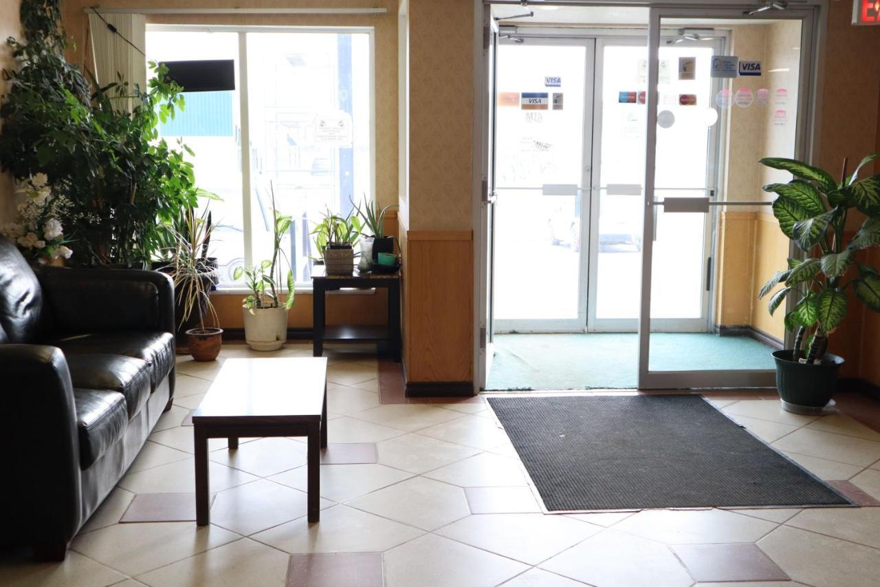 ווייטהורס Destination Family Hotel מראה חיצוני תמונה